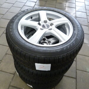 Band 205/55/16 Bridgestone op licht metalen velgen